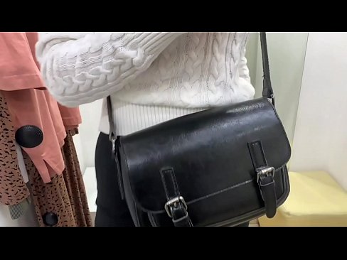❤️ Мастурбатсияи оммавии зани ҷавон ФералБерри бо дилдо дар утоқи мувофиқ Синси босифат дар порно tg.sexera.ru ❌️❤