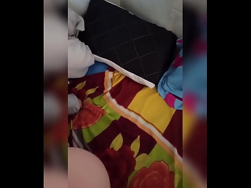 ❤️ Ҳамҳуҷраи ман дар хона танҳо мемонад, зеро шавҳараш ба рухсатӣ меравад ва ман аз фурсат истифода бурда, ӯро сиҳат мекунам ва харашро аз шир пур мекунам Синси босифат дар порно tg.sexera.ru ❌️❤